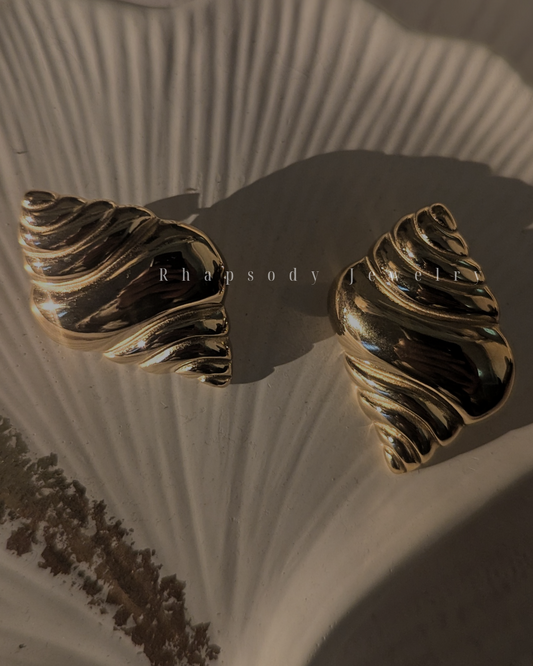 Shell Chunky Earrings