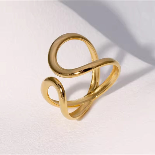 Irregular wavy Ring 1