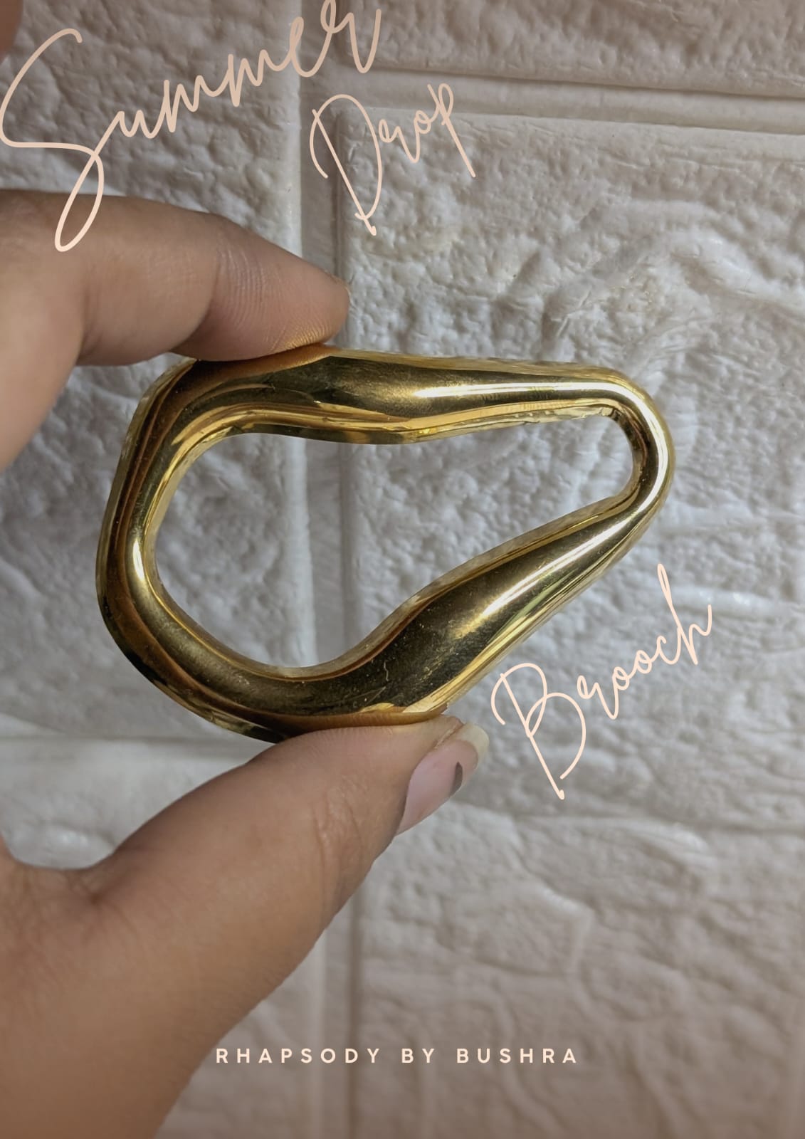 Ascymetric Brooch (Golden)