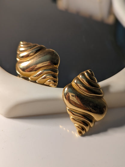 Shell Chunky Earrings
