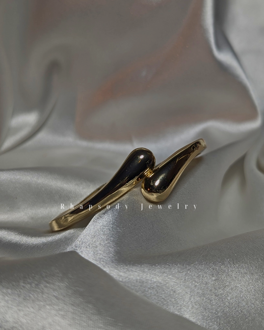 Twisted Cuff Bracelet 1