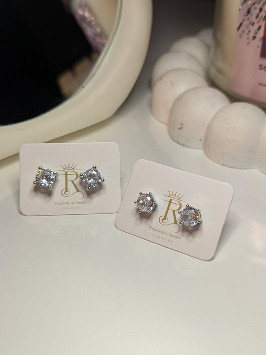 Single Stone Stud Earrings (SMALL)
